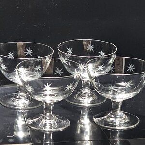 4 MCM Star Dust Low Champagne Glasses 3" by Quartzex Crystal 1950 Atomic dessert